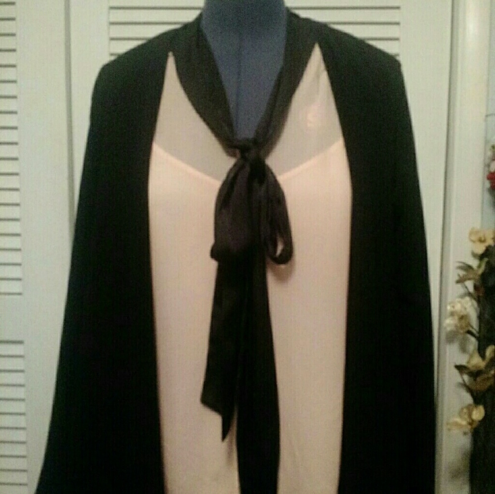 *****SOLD****Kardashian Kollection set